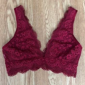 *SOLD* Victoria’s Secret Lace Bralette